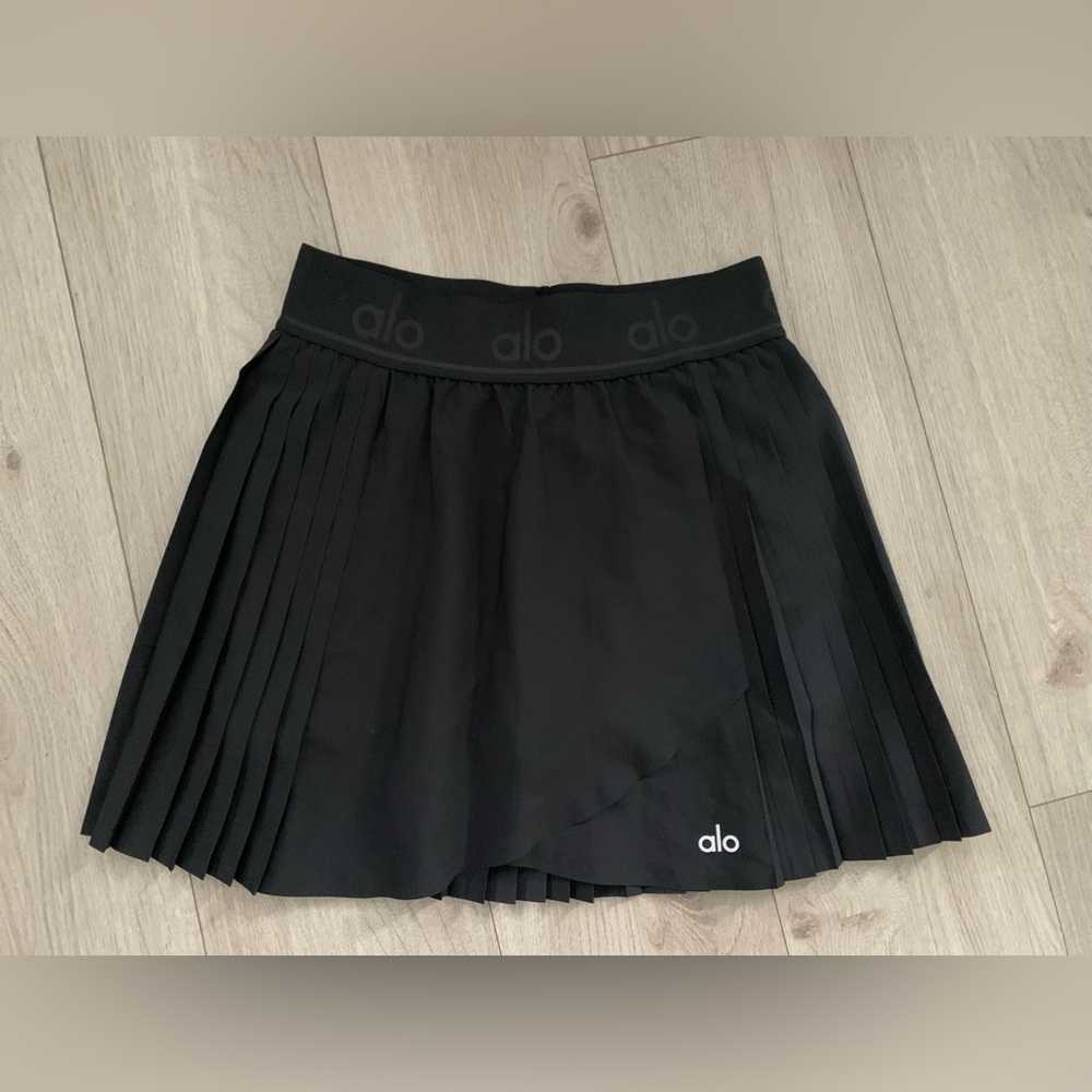 ALO Black Skirt